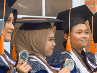 Executive Class Program UNLIP Nomor 10